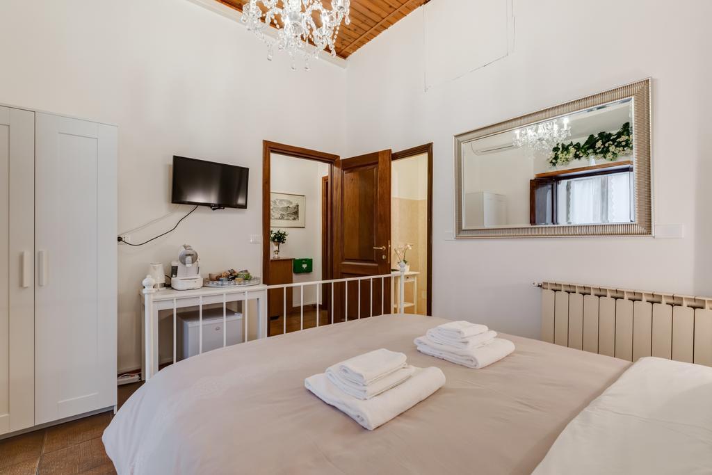 Lulu House Bed and Breakfast Rzym Pokój zdjęcie